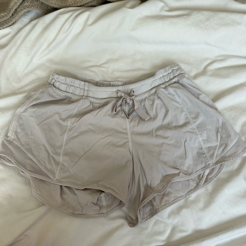 White lululemon shorts